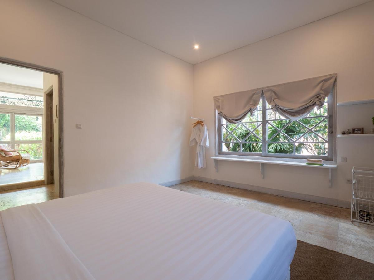 Kresna By The Sea By Kresna Hospitality Hotel Seminyak Exterior foto