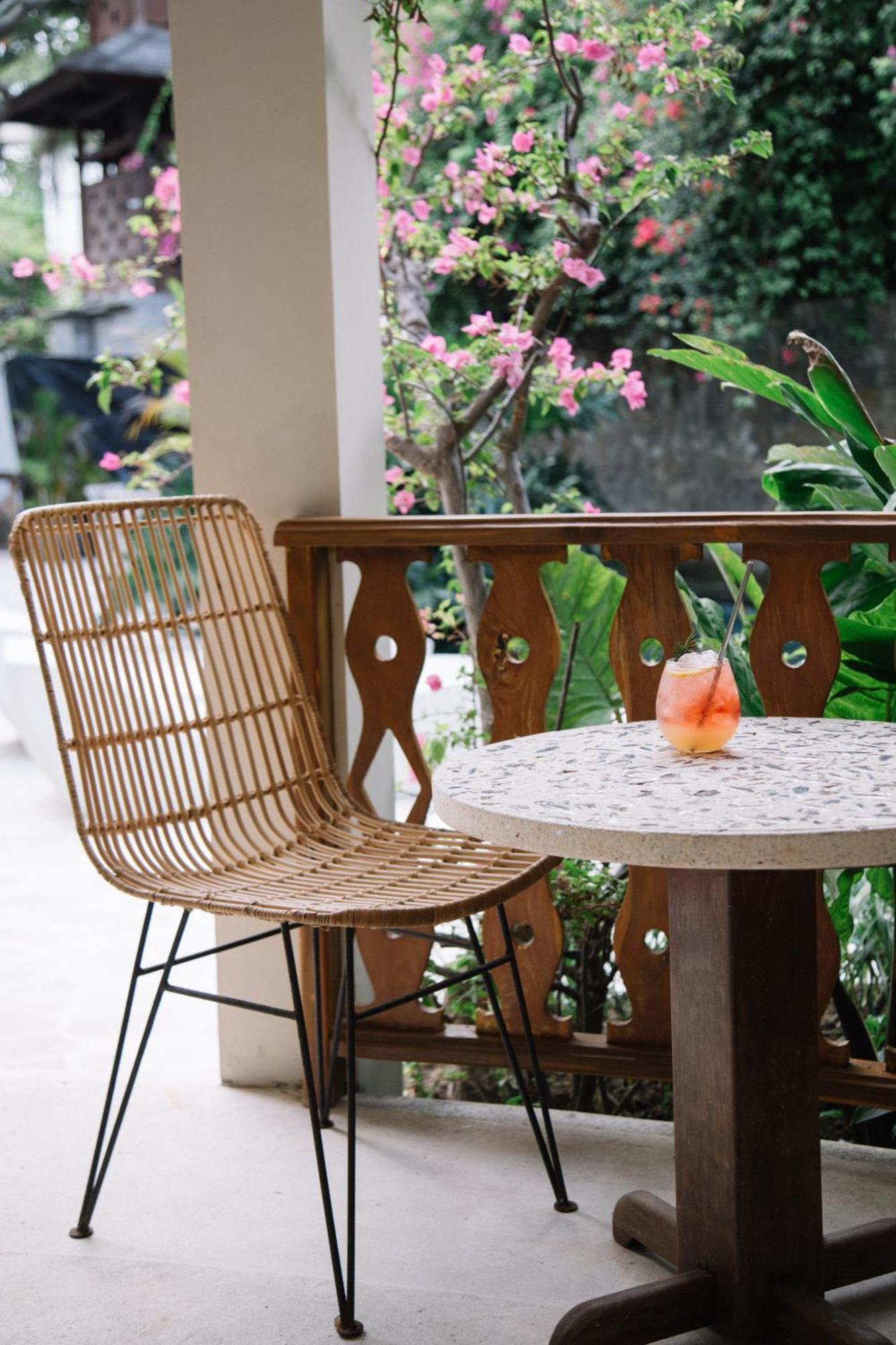 Kresna By The Sea By Kresna Hospitality Hotel Seminyak Exterior foto